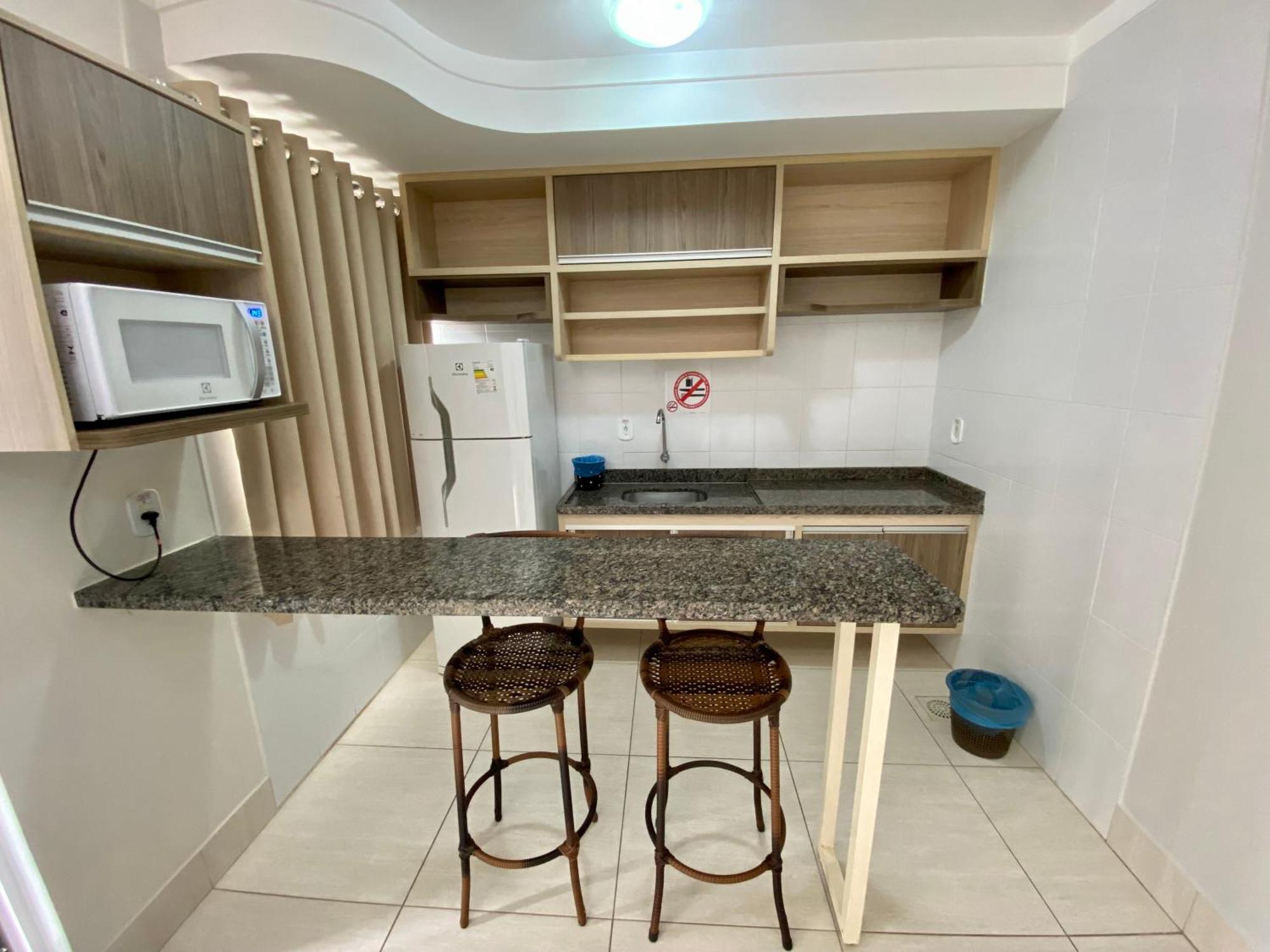 Di Roma Lacqua Caldas Novas Park 24H, Com Roupas De Cama E Banho 外观 照片